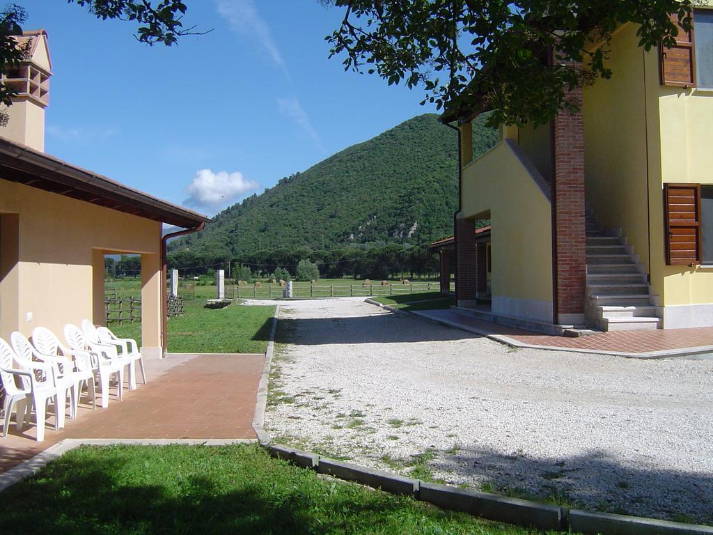 L' Antico Casale Villa Le Marmore Exterior foto